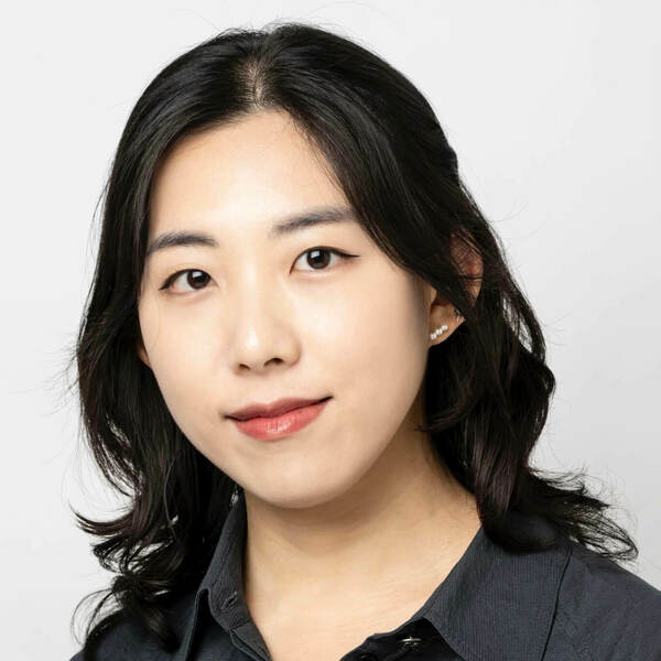 Cecillia Kim against a grey background
